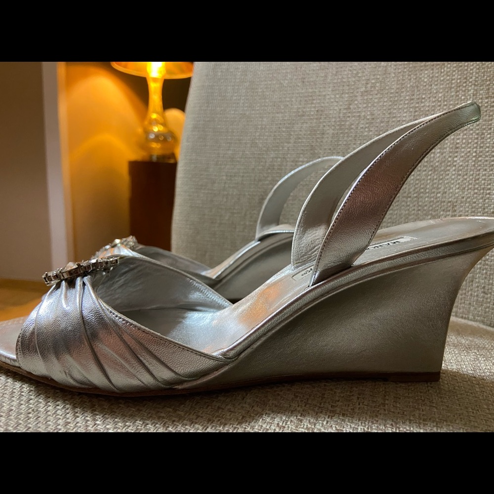 Size 12 authentic Manolo Blahnik heeled sandals